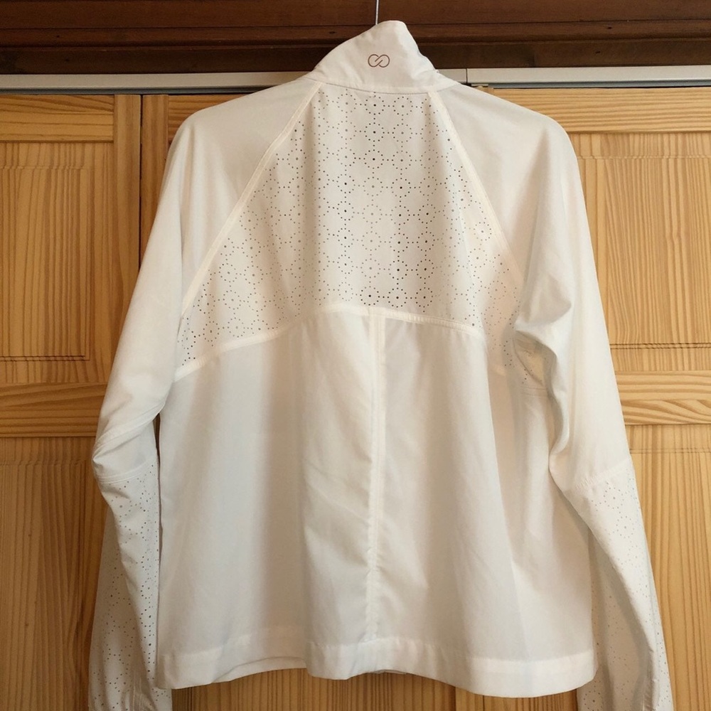 CALIA by Carrie underwood wind breaker